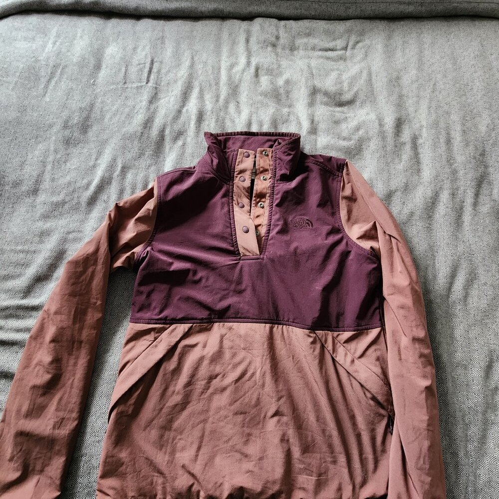 North Face button crewneck